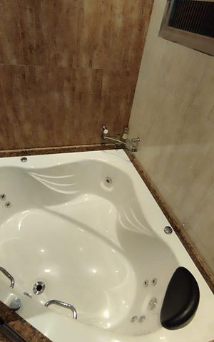 Casa à venda com 136m², 4 quartos e 2 vagas Casa à venda com 136m², 4 quartos e 2 vagasBanheiro