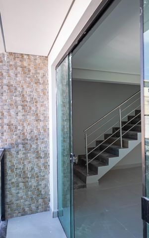 Casa à venda com 145m², 3 quartos e 4 vagasVaranda da sala