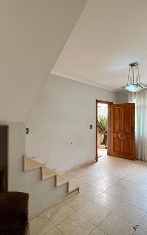 Casa à venda com 150m², 2 quartos e 1 vaga Casa à venda com 150m², 2 quartos e 1 vagaSala