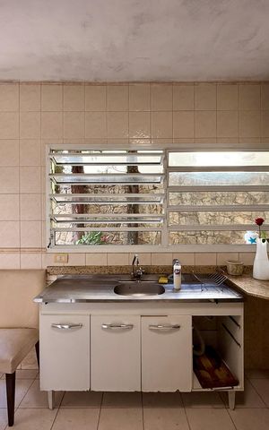 Casa à venda com 150m², 2 quartos e 1 vaga Casa à venda com 150m², 2 quartos e 1 vagaCozinha