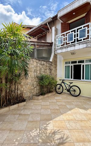 Casa à venda com 150m², 2 quartos e 1 vaga Casa à venda com 150m², 2 quartos e 1 vagaGaragem