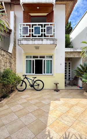 Casa à venda com 150m², 2 quartos e 1 vaga Casa à venda com 150m², 2 quartos e 1 vagaGaragem
