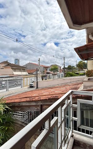 Casa à venda com 150m², 2 quartos e 1 vaga Casa à venda com 150m², 2 quartos e 1 vagaSacada Quarto 2
