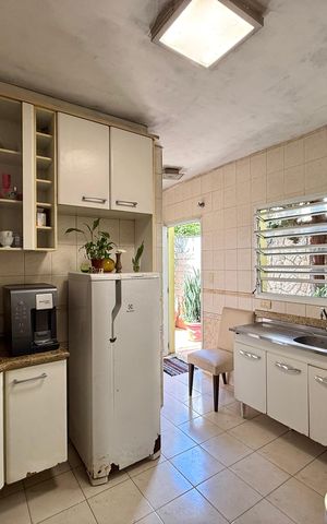 Casa à venda com 150m², 2 quartos e 1 vaga Casa à venda com 150m², 2 quartos e 1 vagaCozinha