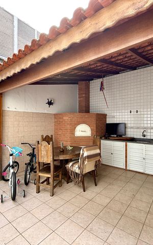 Casa à venda com 150m², 2 quartos e 1 vaga Casa à venda com 150m², 2 quartos e 1 vagaQuintal