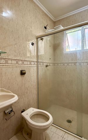 Casa à venda com 150m², 2 quartos e 1 vaga Casa à venda com 150m², 2 quartos e 1 vagaBanheiro Social