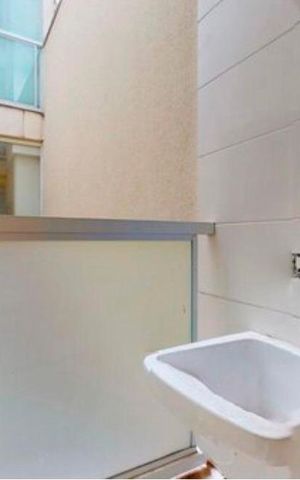Apartamento à venda com 49m², 2 quartos e sem vaga Apartamento à venda com 49m², 2 quartos e sem vagaÁrea de serviço