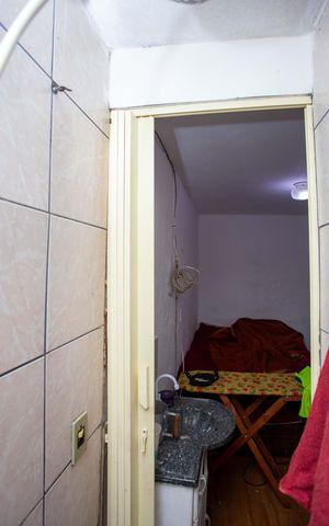 Casa à venda com 175m², 4 quartos e 2 vagasBanheiro de serviço