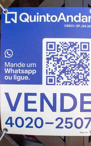 Casa à venda com 175m², 4 quartos e 2 vagasPlaquinha