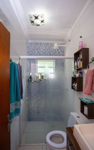 Casa à venda com 175m², 4 quartos e 2 vagasBanheiro Casa 2