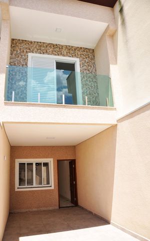 Casa à venda com 150m², 3 quartos e 3 vagas Casa à venda com 150m², 3 quartos e 3 vagasGaragem