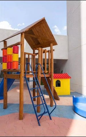 Apartamento à venda com 37m², 2 quartos e 1 vaga Apartamento à venda com 37m², 2 quartos e 1 vagaÁrea comum - Playground