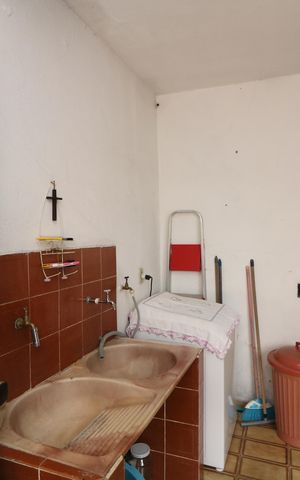 Casa à venda com 170m², 3 quartos e 2 vagasÁrea de Serviço