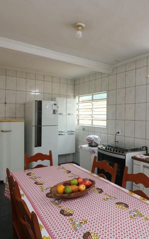 Casa à venda com 170m², 3 quartos e 2 vagasCozinha