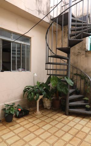 Casa à venda com 170m², 3 quartos e 2 vagasQuintal