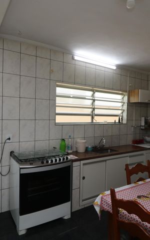 Casa à venda com 170m², 3 quartos e 2 vagasCozinha