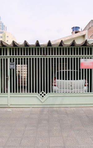 Casa para alugar com 123m², 2 quartos e 2 vagasFachada