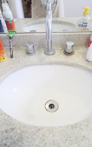 Apartamento à venda com 203m², 4 quartos e 3 vagasBanheiro 1