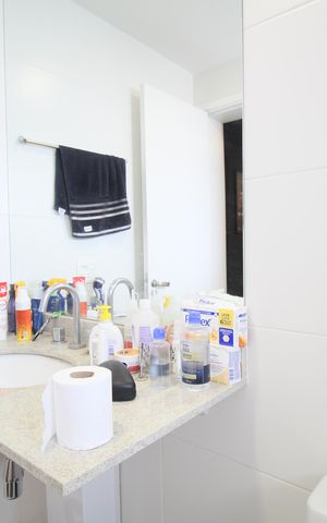 Apartamento à venda com 203m², 4 quartos e 3 vagasBanheiro 1