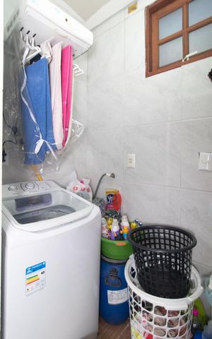 Casa à venda com 85m², 2 quartos e 1 vagaÁrea de Serviço