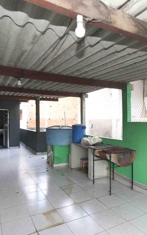 Casa à venda com 148m², 3 quartos e 2 vagasTerraço