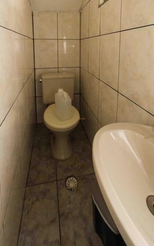 Casa à venda com 148m², 3 quartos e 2 vagasLavabo