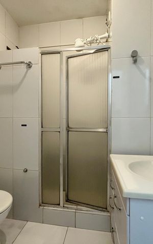 Apartamento para alugar com 50m², 1 quarto e sem vaga Apartamento para alugar com 50m², 1 quarto e sem vagaBanheiro social