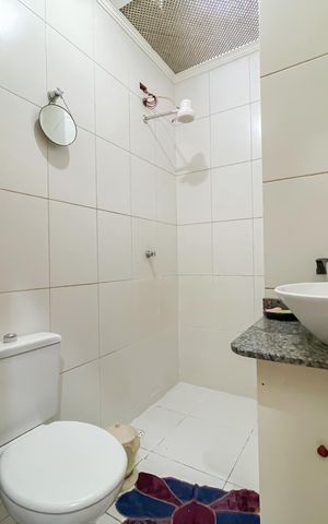 Casa de condomínio à venda com 60m², 2 quartos e 1 vaga Casa de condomínio à venda com 60m², 2 quartos e 1 vagaBanheiro