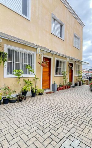 Casa de condomínio à venda com 60m², 2 quartos e 1 vaga Casa de condomínio à venda com 60m², 2 quartos e 1 vagaÁrea comum