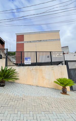 Casa de condomínio à venda com 60m², 2 quartos e 1 vaga Casa de condomínio à venda com 60m², 2 quartos e 1 vagaFachada