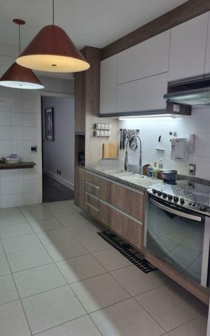 Apartamento para alugar com 288m², 3 quartos e 5 vagas
