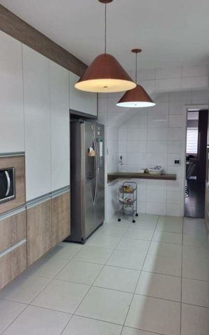Apartamento para alugar com 288m², 3 quartos e 5 vagas