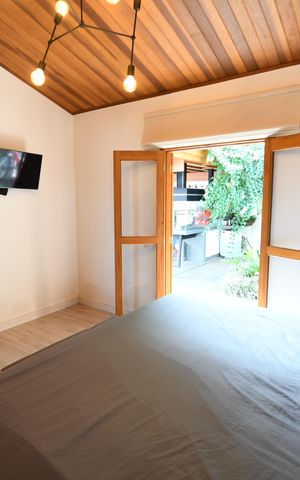 Casa de condomínio à venda com 300m², 3 quartos e 2 vagasQuarto 3 - Suíte