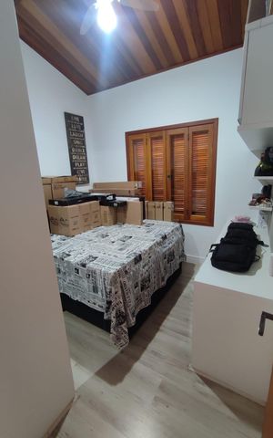 Casa de condomínio à venda com 300m², 3 quartos e 2 vagasQuarto 2