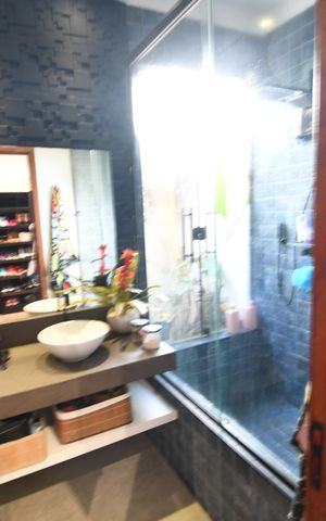 Casa de condomínio à venda com 300m², 3 quartos e 2 vagasBanheiro Suíte