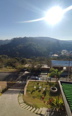 Casa de condomínio à venda com 300m², 3 quartos e 2 vagasSala - Vista