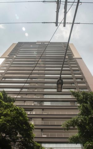 Apartamento para alugar com 160m², 2 quartos e 2 vagasFachada