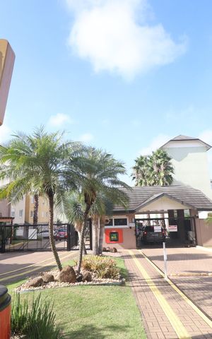 Apartamento à venda com 65m², 2 quartos e 1 vagaFachada 