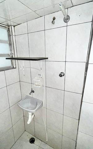 Studio para alugar com 18m², 1 quarto e sem vaga Studio para alugar com 18m², 1 quarto e sem vagaBanheiro
