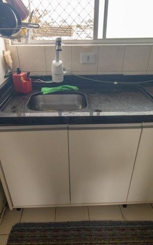 Apartamento à venda com 50m², 3 quartos e 1 vaga Apartamento à venda com 50m², 3 quartos e 1 vagaCozinha e Área de Serviço