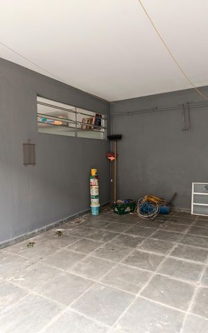 Casa para alugar com 180m², 3 quartos e 5 vagas Casa para alugar com 180m², 3 quartos e 5 vagasÁrea de Serviço