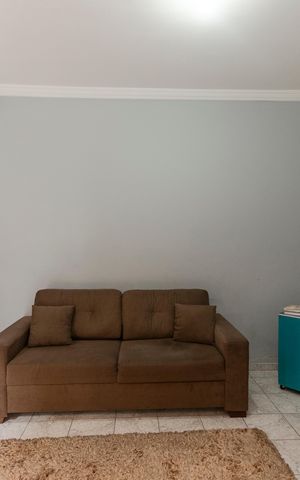 Casa para alugar com 180m², 3 quartos e 5 vagas Casa para alugar com 180m², 3 quartos e 5 vagasSala de TV