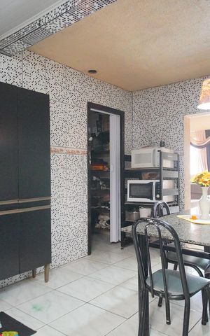 Casa para alugar com 140m², 2 quartos e 1 vagaCozinha