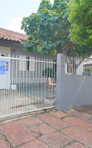 Casa para alugar com 140m², 2 quartos e 1 vagaFachada