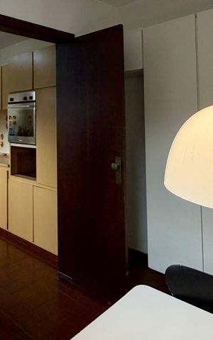 Casa à venda com 290m², 4 quartos e 2 vagas