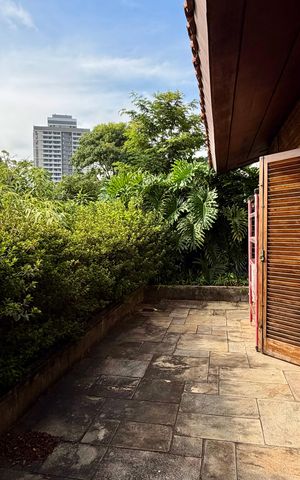 Casa à venda com 290m², 4 quartos e 2 vagas