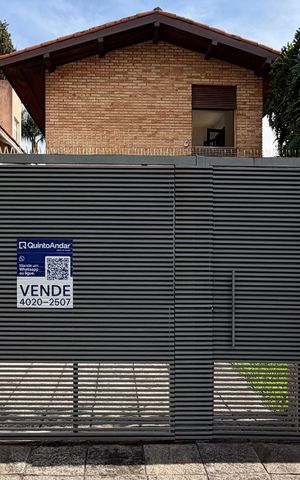 Casa à venda com 290m², 4 quartos e 2 vagas
