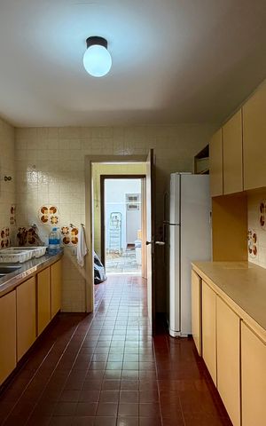Casa à venda com 290m², 4 quartos e 2 vagas