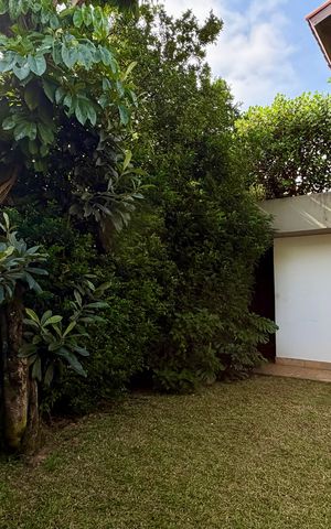 Casa à venda com 290m², 4 quartos e 2 vagas