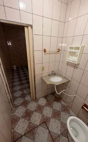 Casa para alugar com 25m², 1 quarto e sem vaga Casa para alugar com 25m², 1 quarto e sem vagaBanheiro